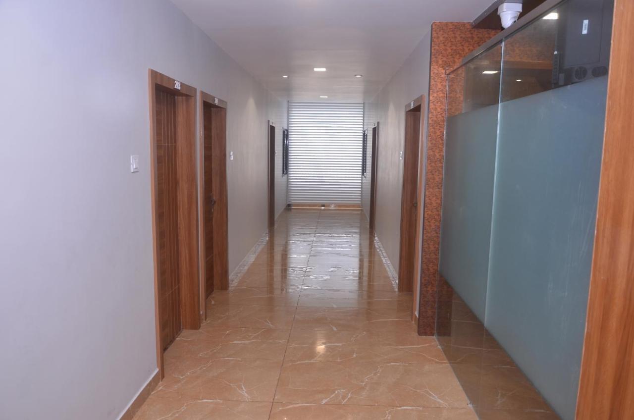 Hotel Radhe Inn Una  Ngoại thất bức ảnh